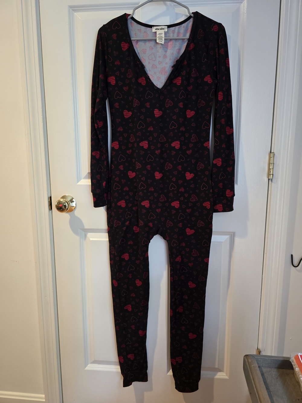 shosho Black and Red Heart-Print One-Piece Pajama Romper